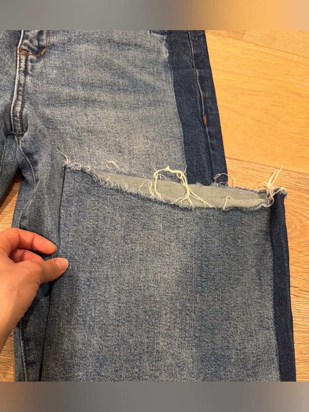 STS BLUE Jayden Ultra High Rise Two Tone Raw Hem Jeans Size 26 - Picture 5 of 11
